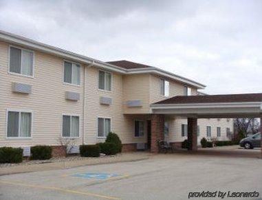 Super 8 By Wyndham Galva Hotel Buitenkant foto